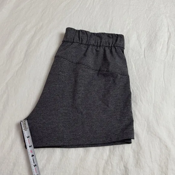 Lululemon Gray On The Fly Athletic Shorts | Size 10 Outdoor Hiking Gym Casual